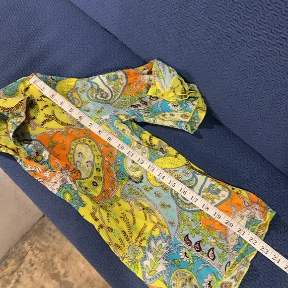 Essentials by Milano Blouse - Picture 7 of 9